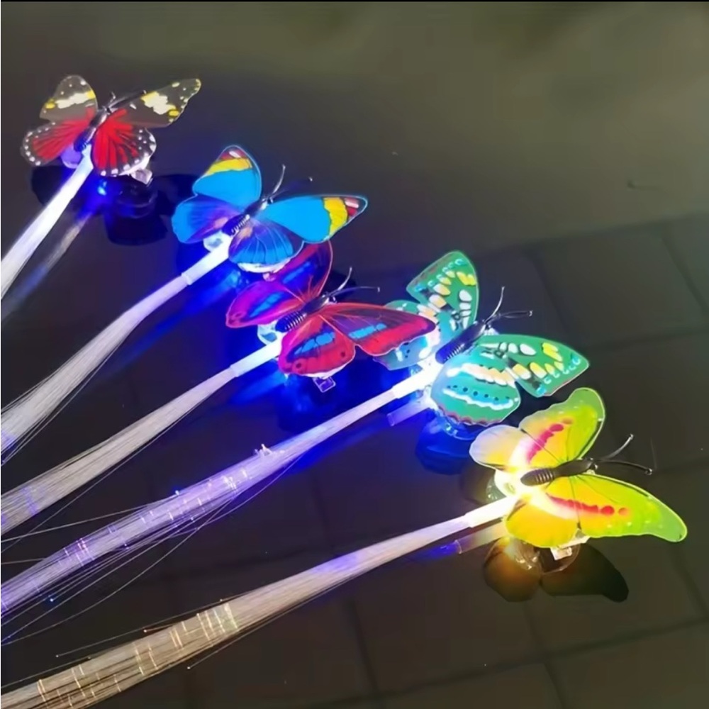 Set of 2 (random colors) Colorful LED Butterfly hair clips (battery included)